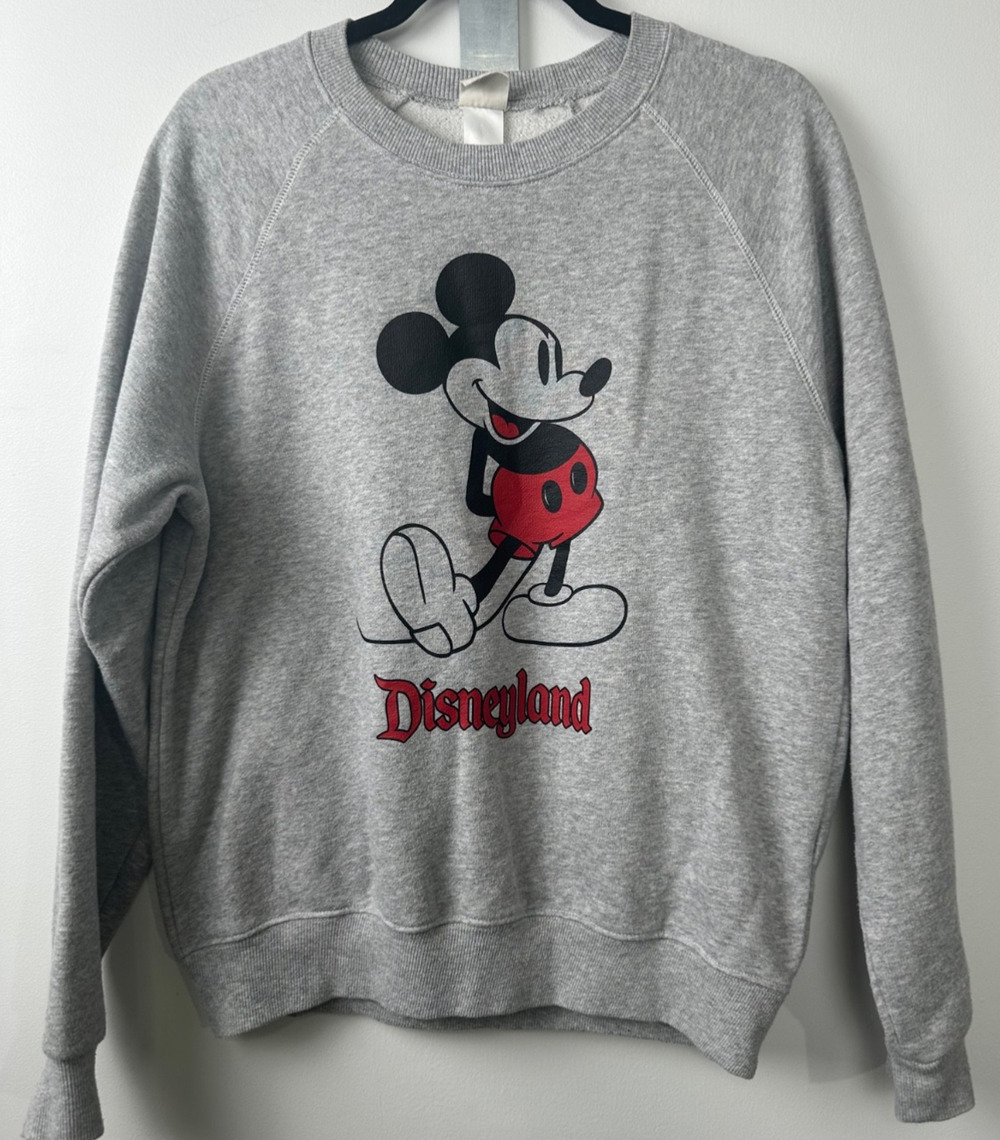 Disneyland Sweatshirt Parks Exclusive Retired M Mickey Mouse Gray Crew Neck D29